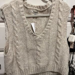 American Eagle Sweater Vest
